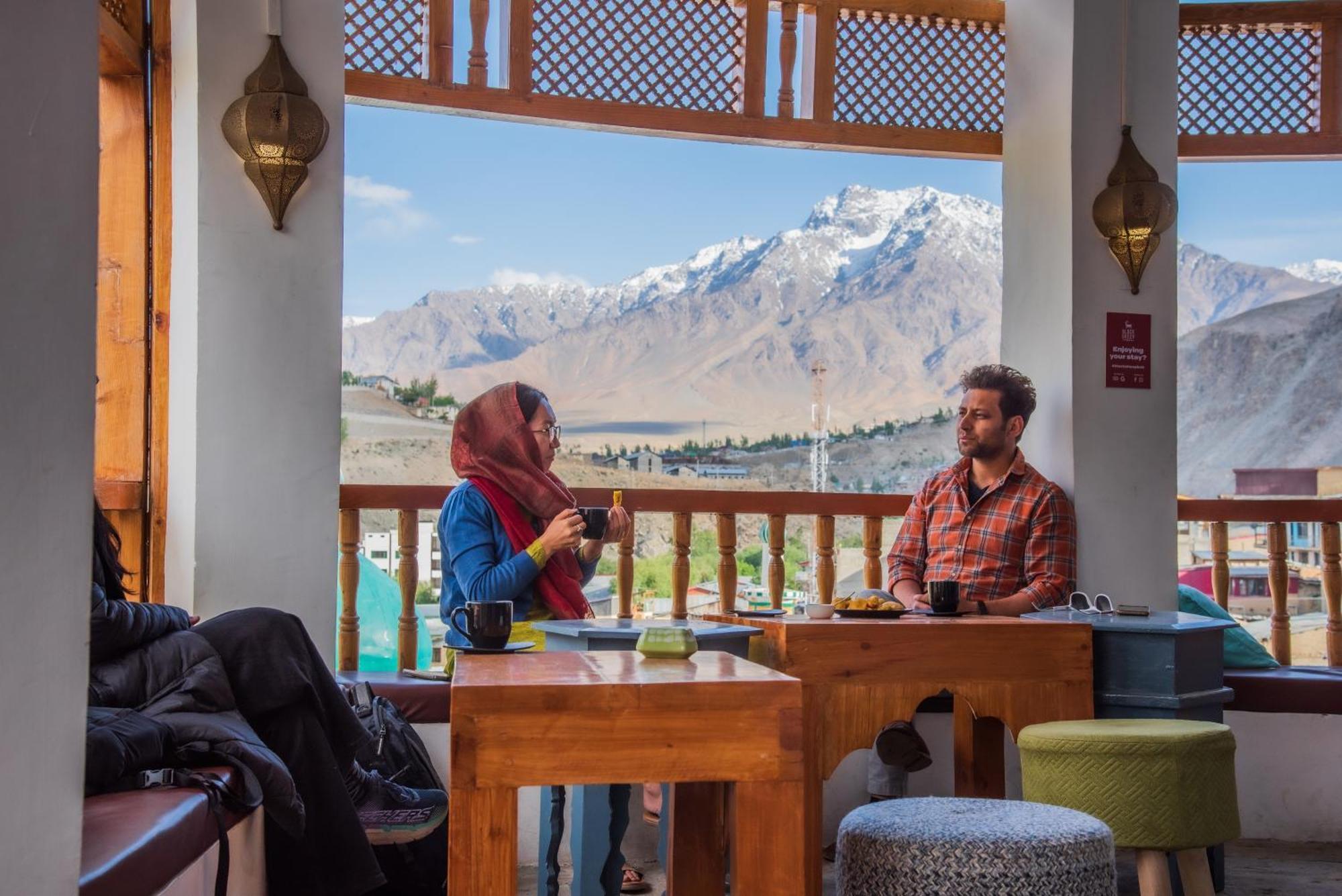 Black Sheep Bed & Breakfast Hotel Kargil Exterior photo